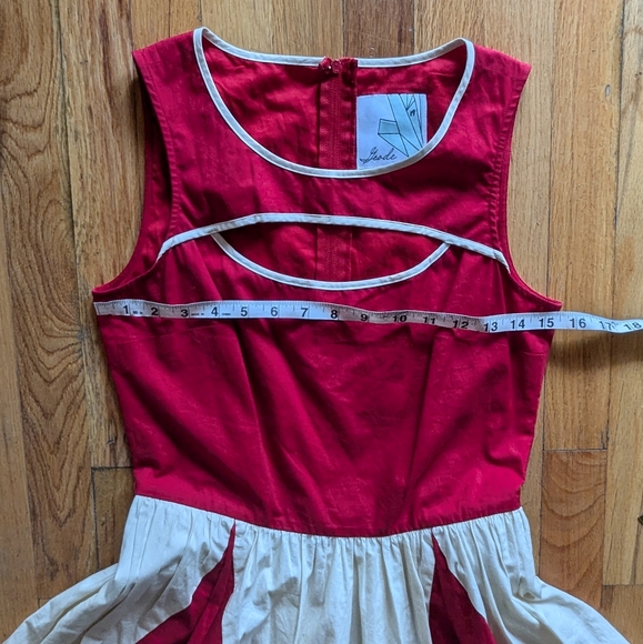 Red & White Peek-a-Boo Chest Dress - Picture 6 of 7
